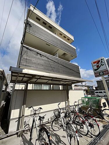 大阪府大阪市住吉区山之内１丁目 3階建