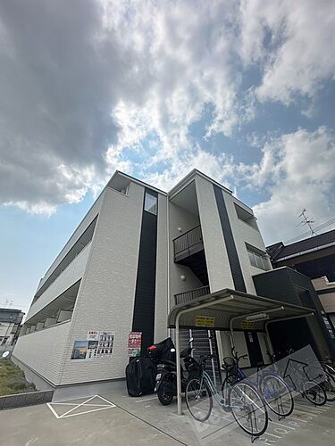 大阪府松原市東新町２丁目 3階建 築3年9ヶ月