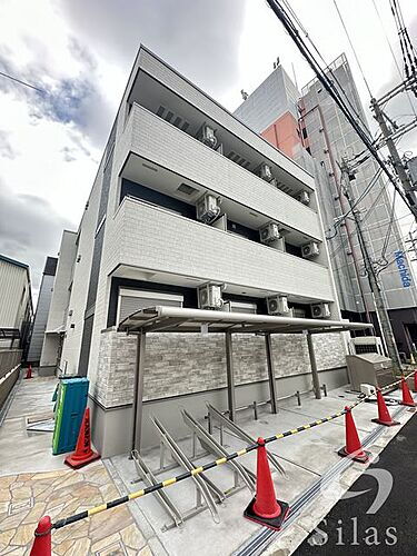 大阪府大阪市淀川区三津屋南２丁目 3階建 築1年