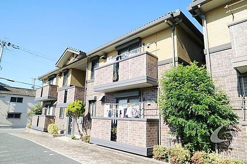 大阪府八尾市荘内町１丁目 2階建