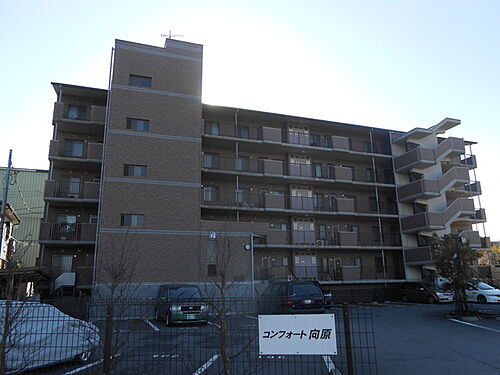 静岡県御殿場市新橋 5階建