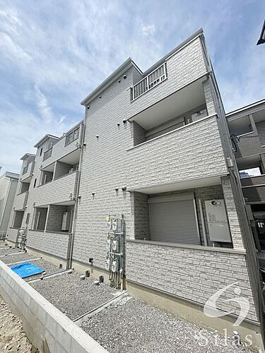 大阪府大阪市東淀川区菅原１丁目 3階建