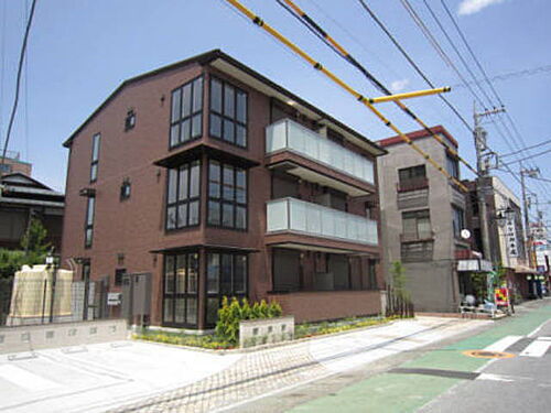 静岡県御殿場市新橋 3階建 築10年2ヶ月