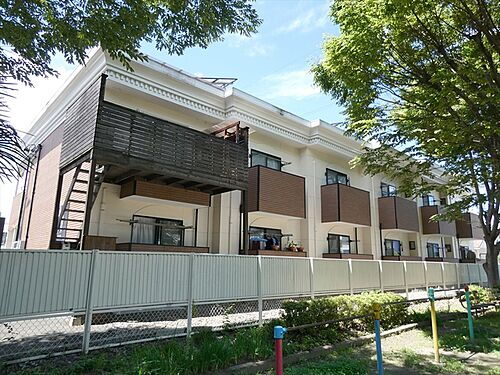 パルク昭和　２号棟 2階建