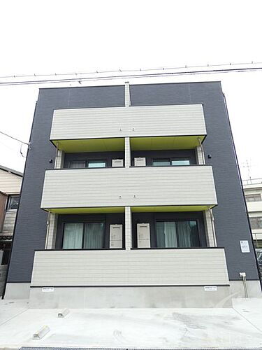 兵庫県尼崎市神田南通５丁目 3階建 築6年8ヶ月