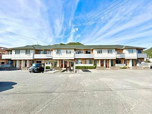ラ・フォーレ三洸　壱番館 2階建