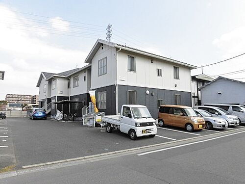 神奈川県大和市下鶴間 2階建