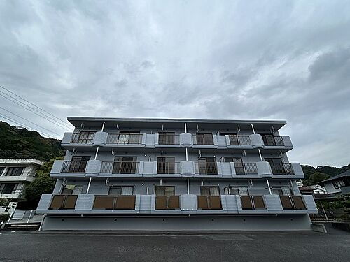 静岡県富士市岩本 3階建 築27年1ヶ月