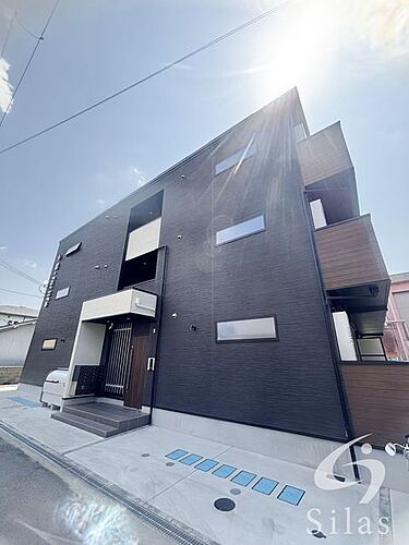 大阪府四條畷市岡山３丁目 3階建 
