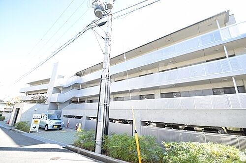 大阪府吹田市桃山台２丁目 4階建 築12年