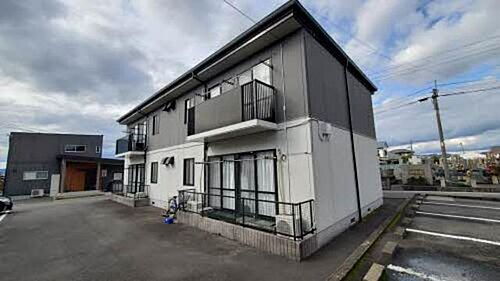 レーベンス富の原　Ａ棟 2階建