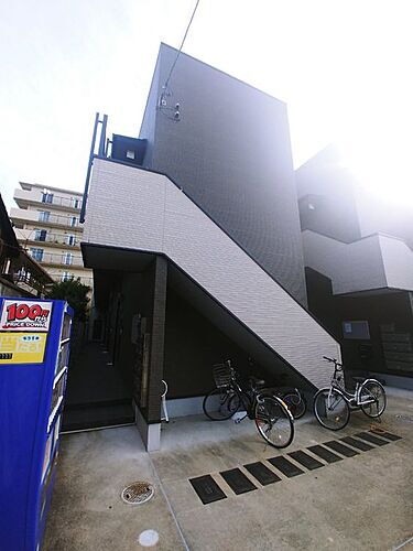 京都府京都市伏見区深草南蓮池町 賃貸アパート