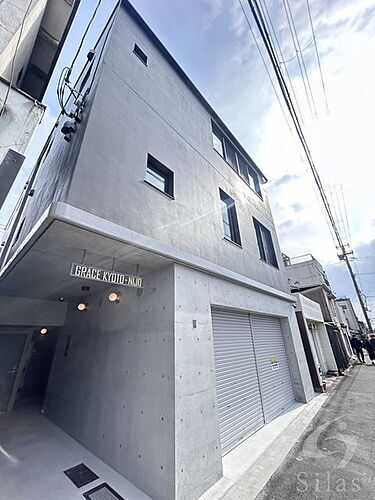 京都府京都市中京区壬生中川町 築1年10ヶ月 3階建