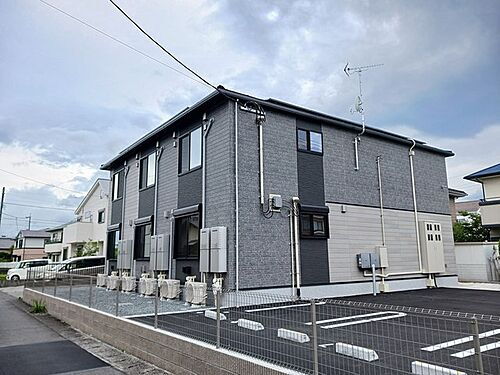 静岡県富士市宮下 2階建