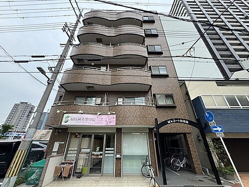 大阪府大阪市福島区福島４丁目 6階建