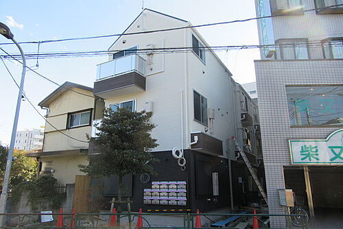 アクア柴又駅前 3階建