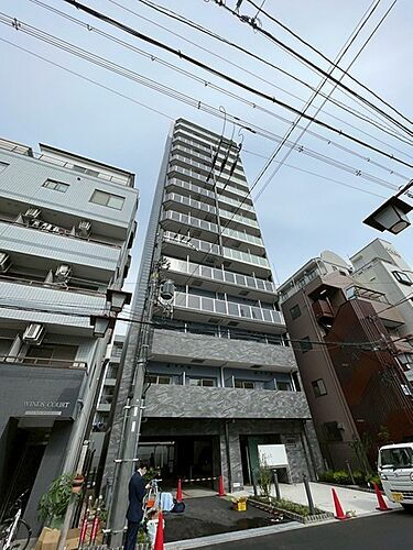 大阪府大阪市東淀川区小松１丁目  15階建