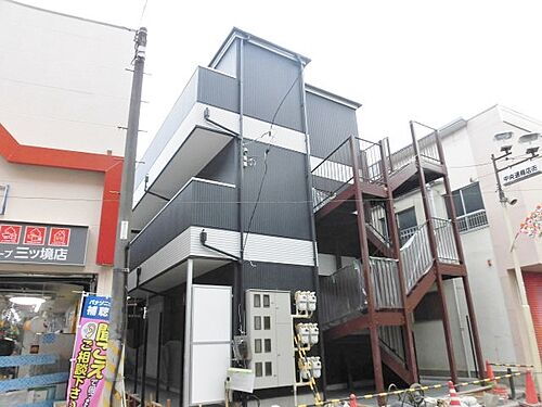 神奈川県横浜市瀬谷区三ツ境 3階建 築3年10ヶ月