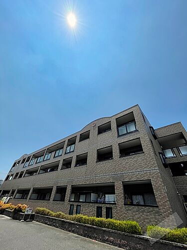 大阪府和泉市尾井町１丁目 賃貸マンション