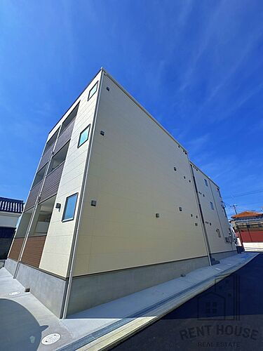 大阪府岸和田市春木宮川町 3階建 