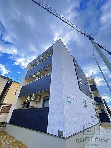大阪府堺市西区津久野町３丁 3階建 築2年1ヶ月