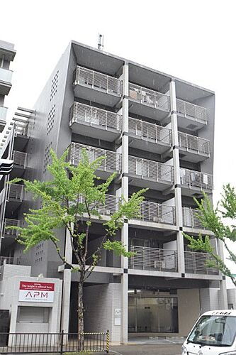 大阪府吹田市金田町 6階建