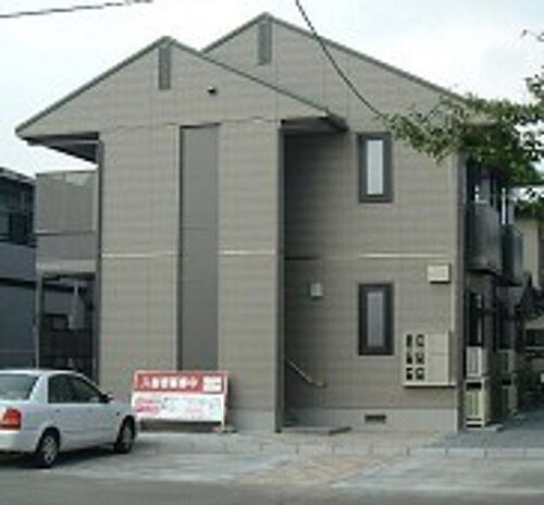 クレール港北 2階建