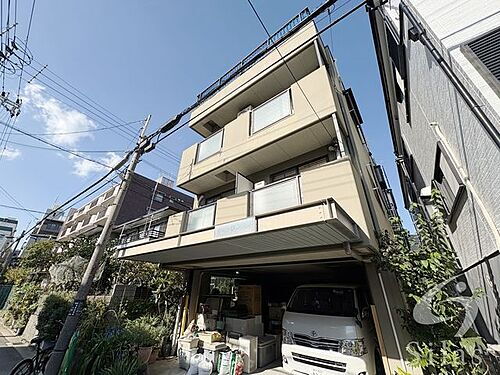 兵庫県西宮市津門西口町 築21年9ヶ月 3階建