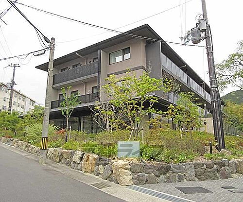 京都府京都市山科区御陵平林町 賃貸マンション