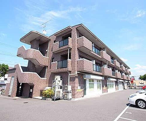 京都府八幡市男山松里 地上3階地下1階建 築19年1ヶ月