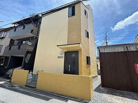 大阪府高槻市川西町2丁目 3階建 築21年4ヶ月