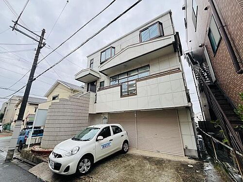 大阪府高槻市栄町４丁目 築39年1ヶ月 3階建