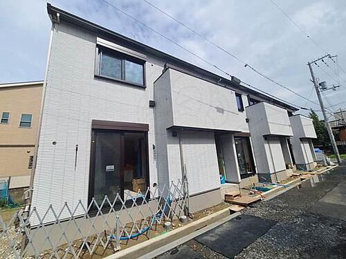 大阪府茨木市下中条町 築3年3ヶ月 2階建