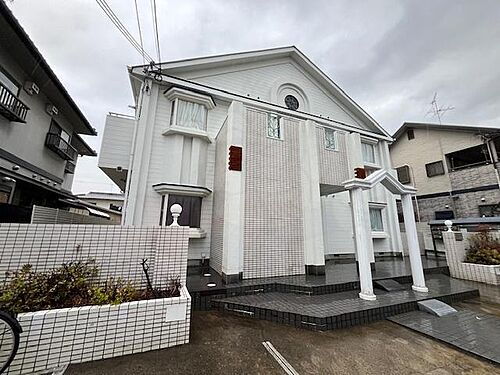 大阪府高槻市登美の里町 築36年10ヶ月 2階建