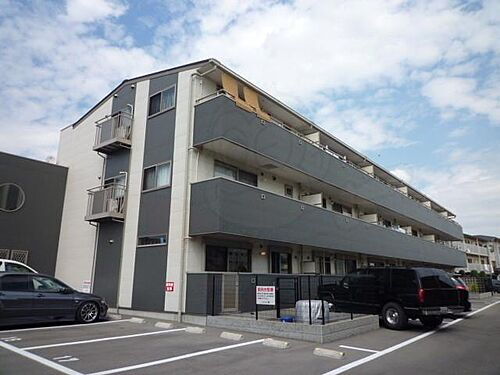 大阪府高槻市大冠町２丁目 築18年10ヶ月 3階建