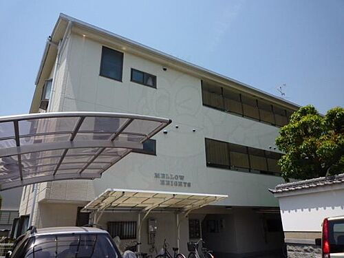 大阪府高槻市下田部町１丁目 築29年8ヶ月 3階建