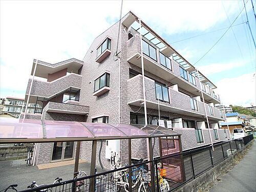 大阪府高槻市別所中の町 築29年7ヶ月 3階建