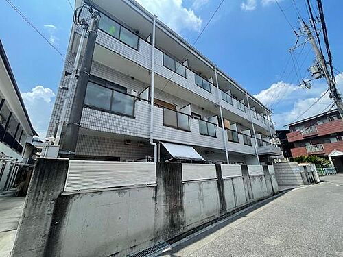 大阪府茨木市中総持寺町 築38年2ヶ月 3階建