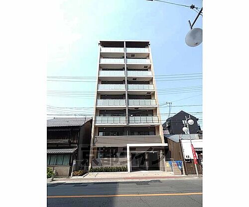 京都府京都市南区東九条北烏丸町 築6年10ヶ月 8階建