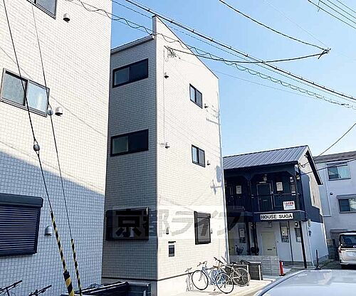 京都府京都市伏見区深草仙石屋敷町 築1年未満 3階建