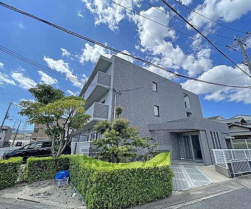 京都府京都市西京区下津林南中島町 築28年9ヶ月 3階建