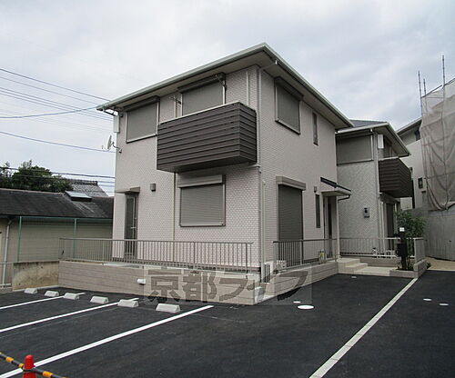 京都府京都市西京区大枝東長町 築6年4ヶ月 2階建