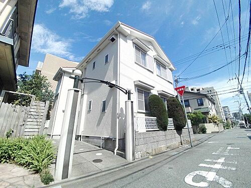 兵庫県芦屋市津知町 築31年4ヶ月 2階建