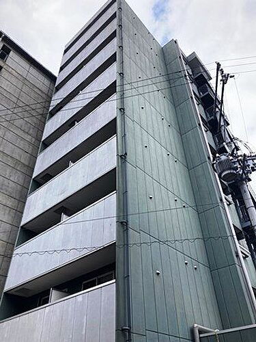 兵庫県尼崎市建家町 9階建