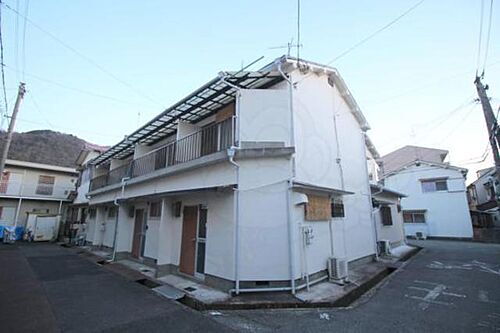 兵庫県川西市出在家町 テラスハウス