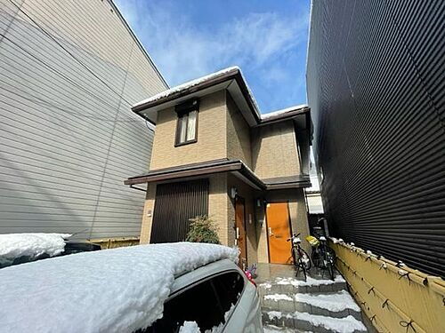 京都府京都市中京区東竹屋町 2階建 築6年2ヶ月