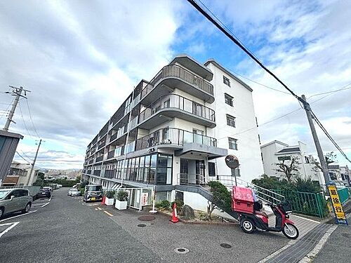 大阪府吹田市藤が丘町 賃貸マンション