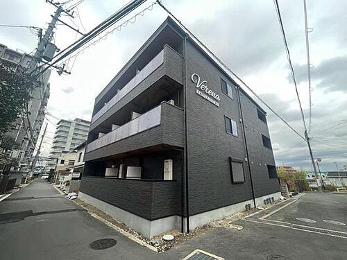 兵庫県伊丹市北本町１丁目 築1年未満 3階建