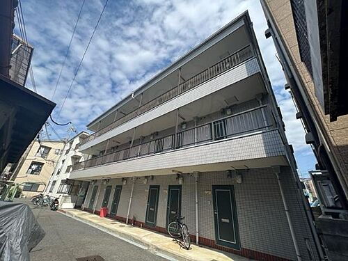 大阪府枚方市甲斐田町 3階建 築36年8ヶ月