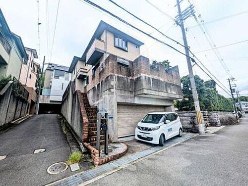 大阪府茨木市南春日丘５丁目 地上2階地下1階建 築22年2ヶ月